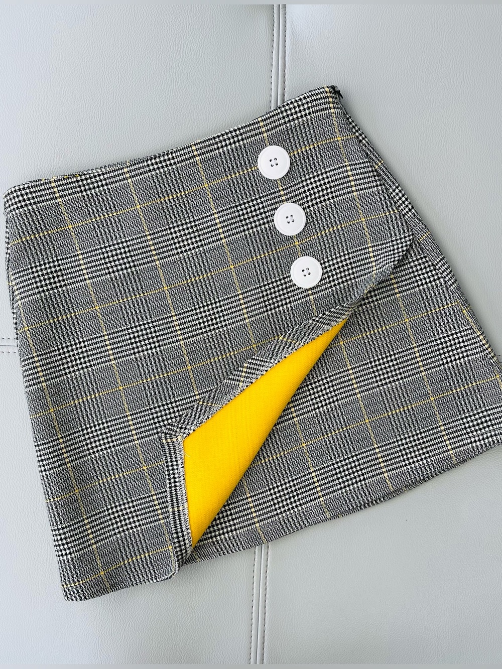 Classic MNG Casual retro plaid mini skirt in black, white, gray + yellow 
XS